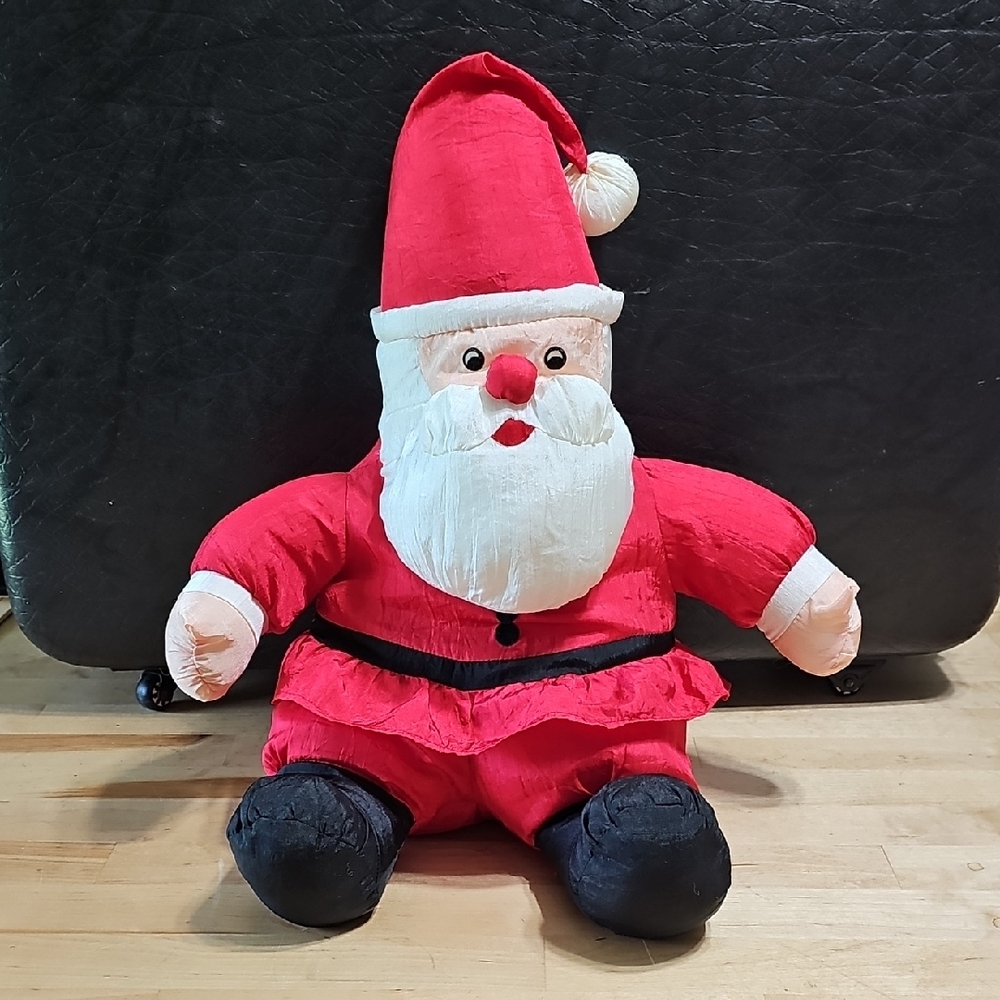 🎅 Vintage International Silver Co. Stuffed Santa